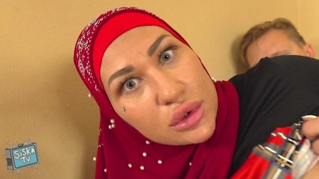 Emma Turner - A woman in a hijab stole the savings and has to pay with her pussy