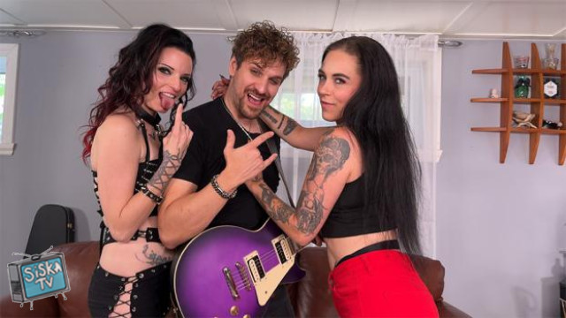 Velour Noir, Vanessa Therock - Sex And Squirt