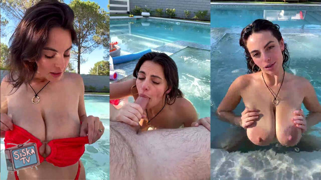Alexa Pearl - NEW Onlyfans Pool Live Wet BJ