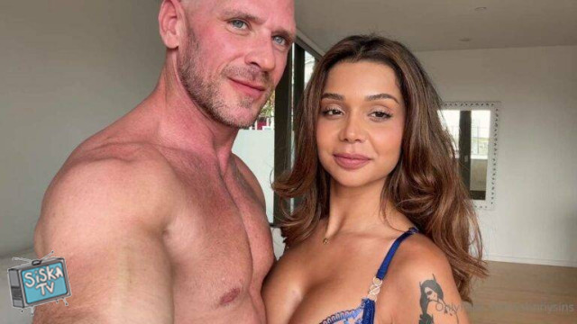 Ava Amira - Homemade Booty Call Sextape With Johnny Sins