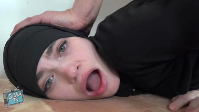 Nicole Rae - Guy fucks his hijab wife because he is horny