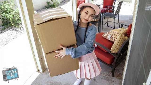 Kimmy Kim - Petite Neighbor Makes It Fit - ExxxtraSmall