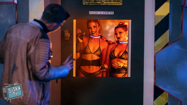 Emily Woods, Ruby Sims - Deeper Space Part 1