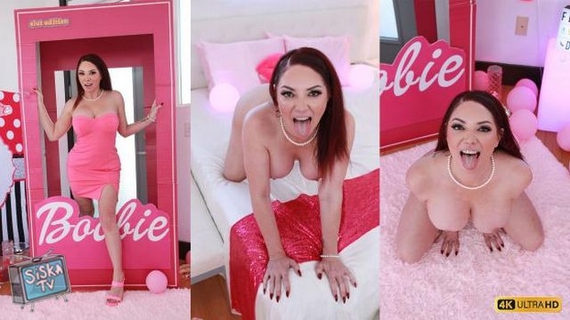 Kiki Daire - The Voluptuous Model