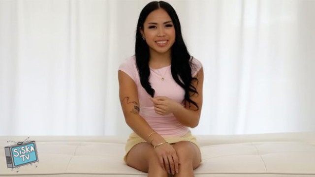 Vivienne - Vivienne Returns