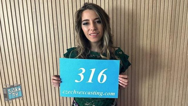 Safira Yakkuza - Another Spanish model will show off her skills at the casting E316
