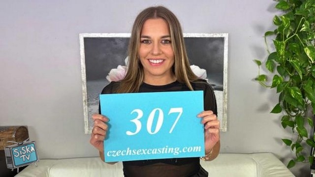 Eveline Dellai - Sexy Eveline Dellai wants to go back to where she started E307