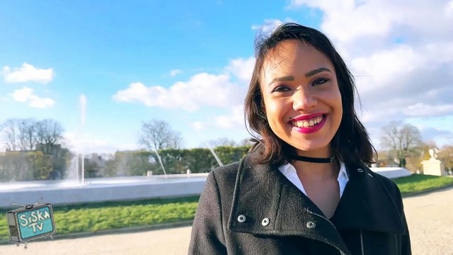 Christina - Christina, 30 years old, salesperson in Paris!