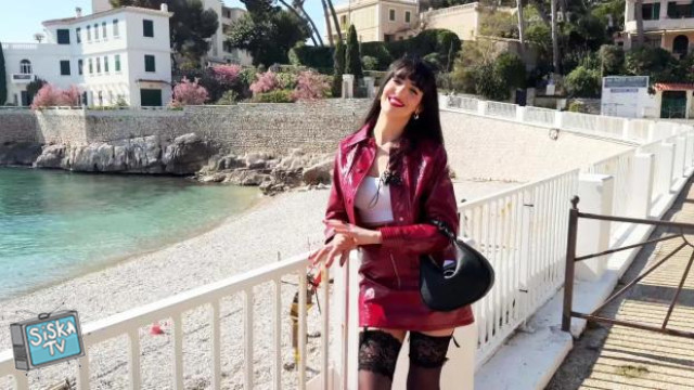 Lola - Lola, 25 years old, from Nice!