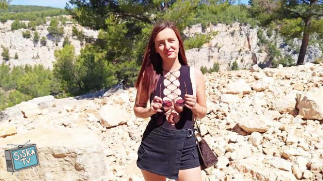 Sopixel - Sopixel, 22 years old, owner of a beauty salon in Ajaccio!