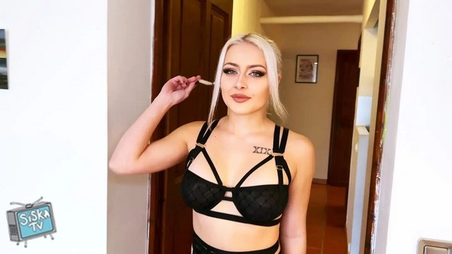 Joy - Joy, 20 years old, little bombshell from Nice!