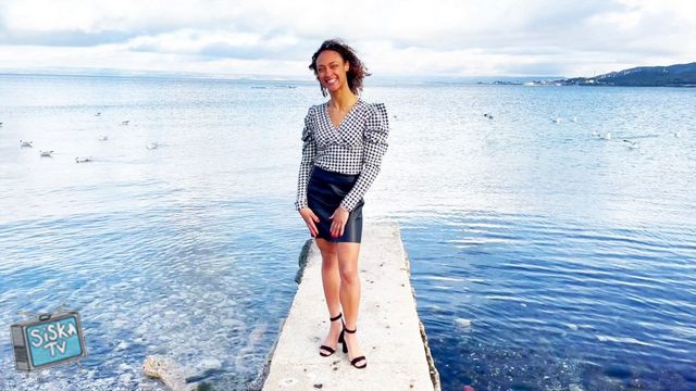 Lucie - Lucie, 22, really likes to charm these gentlemen...