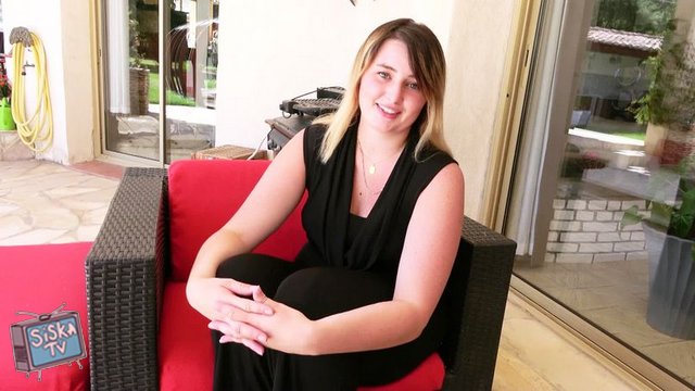 Davina - Davina, 18, only wants to do porn!