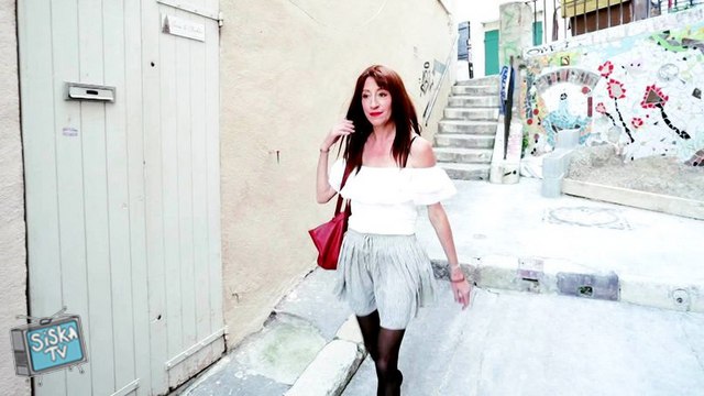 Anna - In Marseille, Anna takes a double ration of pleasure!