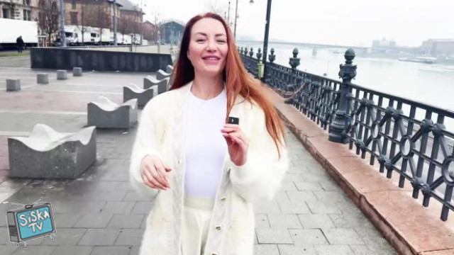 Julia Maze - Julia Maze, 28, loves French culture!