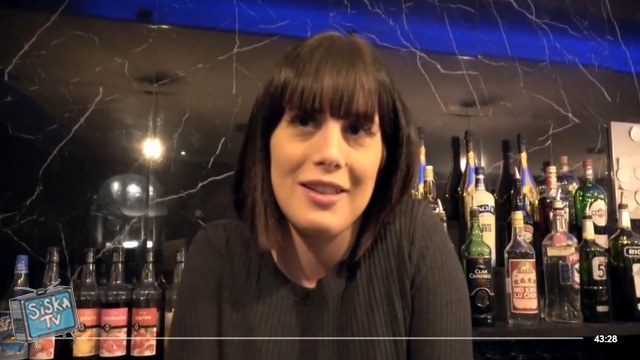 Alyson - Alyson, 19, waitress at Nippon in Aubagne!