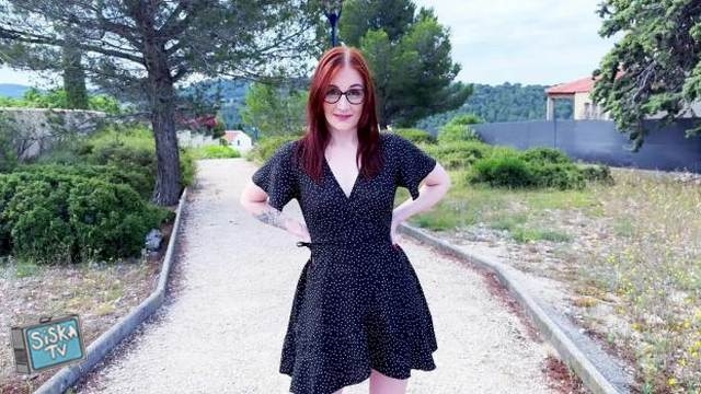 Lavyana - Lavyana, 29, is titillated by her new anal challenge!