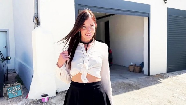 Sandrillon - Sandrillon, 25 years old, language teacher!