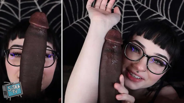 Naomihh666 - Forearm Sized BBC Sucking POV Leak OnlyFans