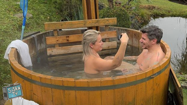 Nikki Dream - Busty Blonde Nikki Dream and Her Fiancé Film Their Love Marathon in an Outdoor Jacuzzi