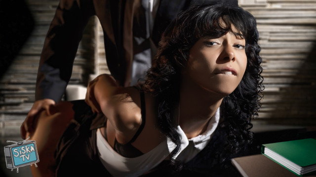 Cindy Luna - This Latina