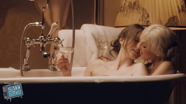 Lovita Fate, Gina Snow - Naked Bubbles