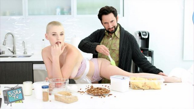 Riley Nixon - Cream Pie No, Apple Pie!