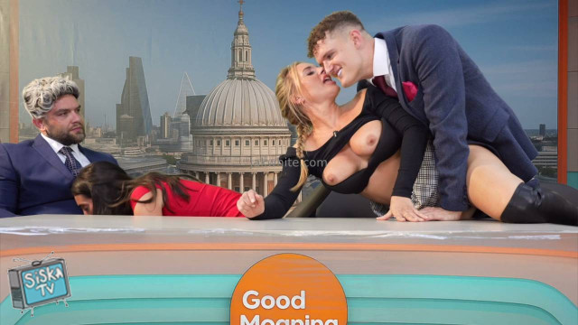 Georgie Maria - Morning New Reporter Foursome On Stage