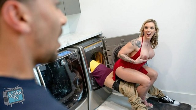 Sweet Vickie - Lookalikes Tag Team The MILF - BrazzersExxtra