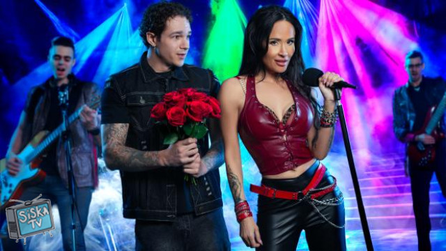 Izi Blu - Rockstar Milf Takes Roadie on an Exclusive VIP Tour