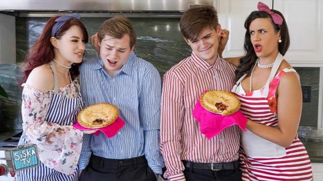 Jessica Ryan, Penny Barber - Stepmommy Pies