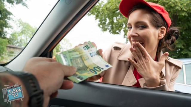 Mia Moone - Shy waitress needs more than tips