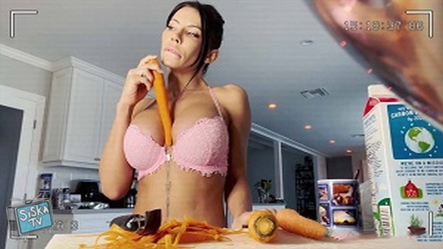 Madison Ivy - SpyCam Kitchen
