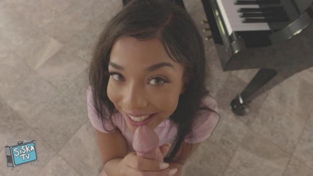 Malina Melendez - Bubble Butt Teen Gets Stuffed With Stepdaddy