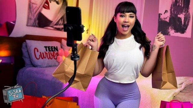 Beca Barbie - Teen Slut Becca Barbie Twerks Her Big Ass and Gets Pounded by the Cameraman! - TeenCurves