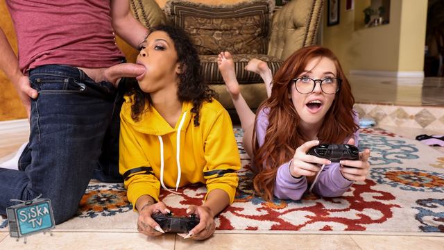 Jeni Angel, Madi Collins - Gamer Girl Threesome Action - BrazzersExxtra