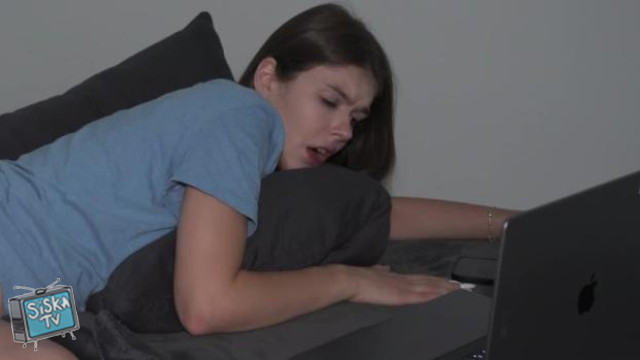 Princess Alice - NETFLIX And CHILL