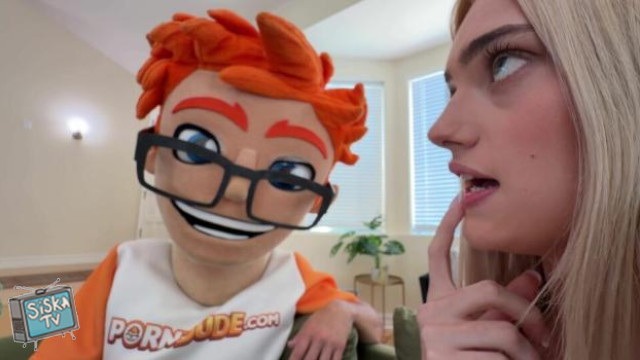 Gracey Snow - Gracey Snow Cures Her Cravings with Porn Dude