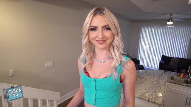 Britt Blair - Britt Blair Gets Her Pussy Twisted By New Dick - BangYNGR