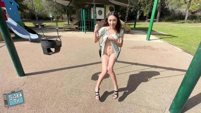 Amber Summer - Amber Summer Plays In Public And Gets A Creampie - BangRealTeens