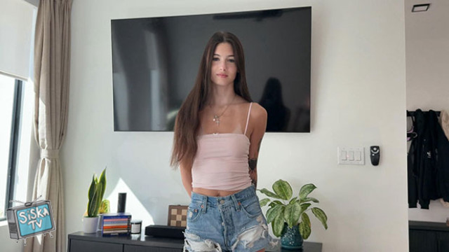 Sophie Tyler - Hot Stepsister Persuades Me To Borrow My Car