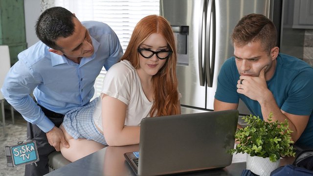 Harper Red - Freeuse Tutor