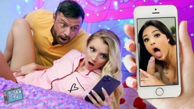 Riley Star, Serena Santos - Facetime Fuck Buddies